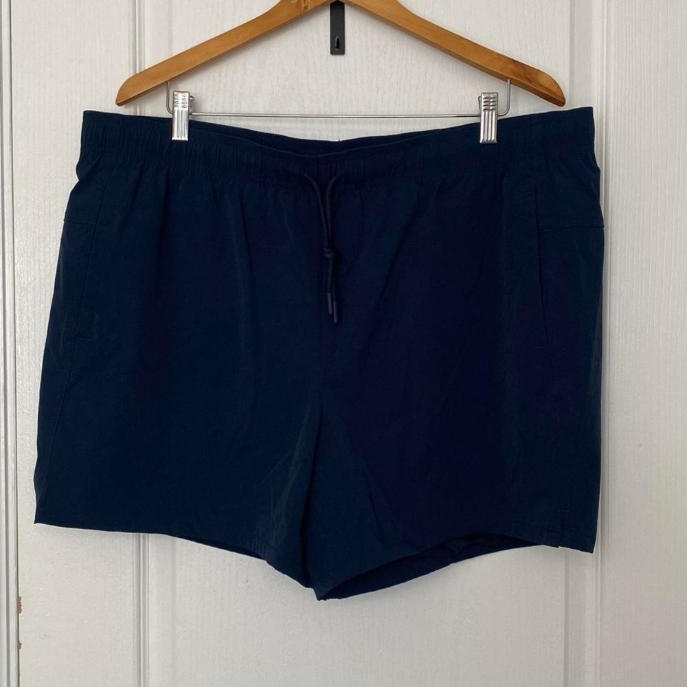 VRST Navy‎ blue athletic shorts